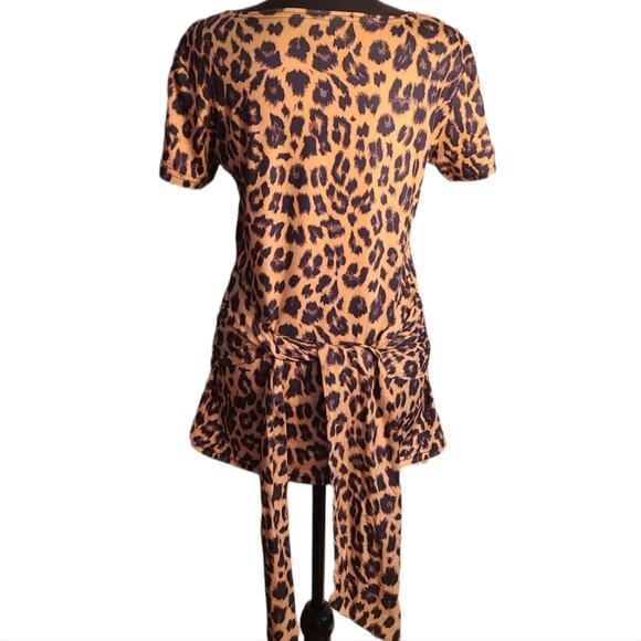 Cheetah Print top, size Small Soft & Stretchy - Picture 3 of 6